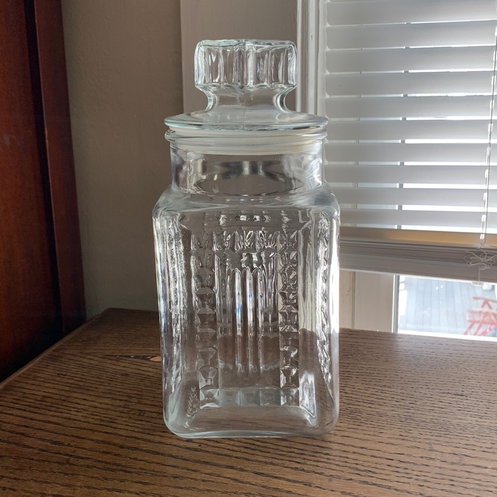 Koeze’s 1984 Jar Cut Designs